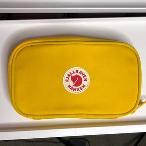 Fjällräven Zip Wallet Yellow